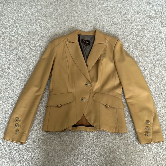 Cole Han NWOT leather butterscotch fitted gorgeous jacket. Never worn